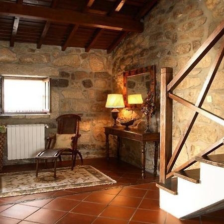 Casa Do Meio Do Povo - Turismo De Habitacao ชาเวส ภายนอก รูปภาพ