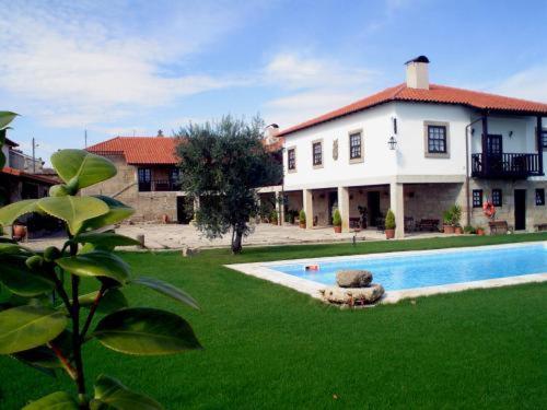 Casa Do Meio Do Povo - Turismo De Habitacao ชาเวส ภายนอก รูปภาพ