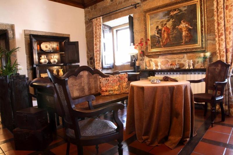 Casa Do Meio Do Povo - Turismo De Habitacao ชาเวส ภายนอก รูปภาพ