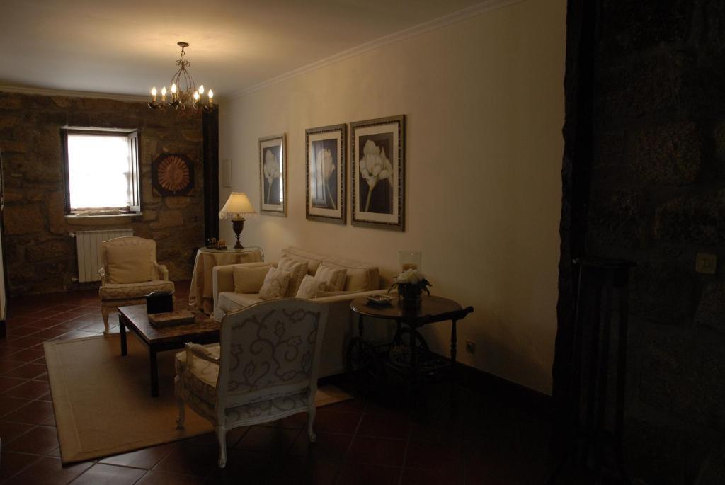 Casa Do Meio Do Povo - Turismo De Habitacao ชาเวส ภายนอก รูปภาพ